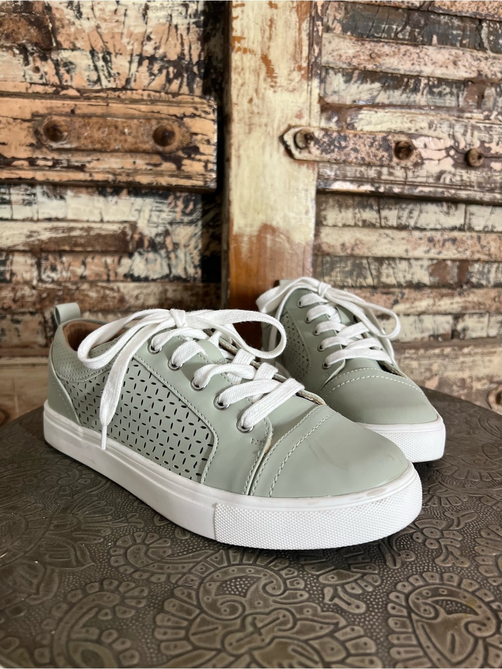 DV Dolce Vita Adrift Mint Perforated Casual Sneakers Tennis Shoes Athleisure 7.5